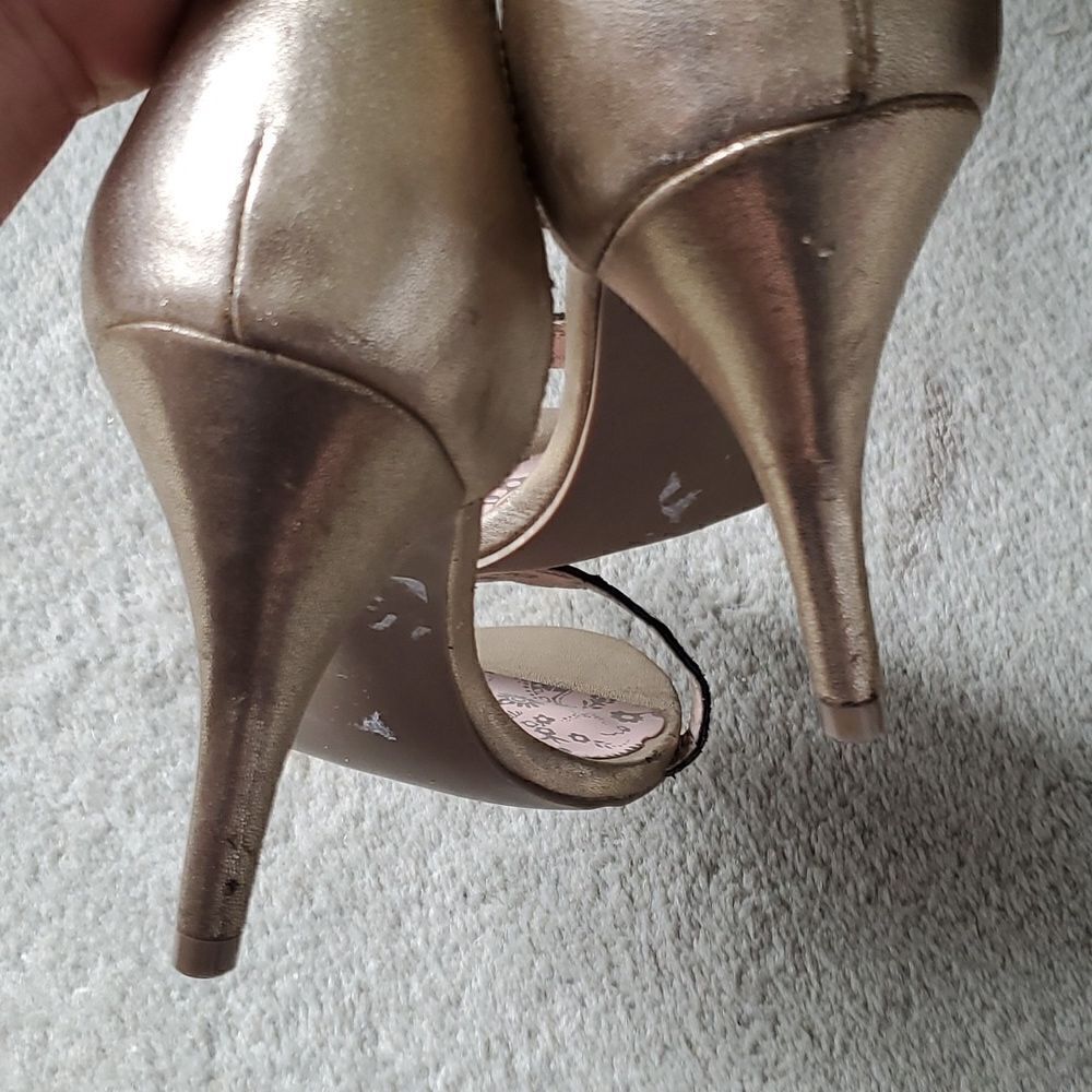 Betsey Johnson Party Heels - Picture 5 of 10